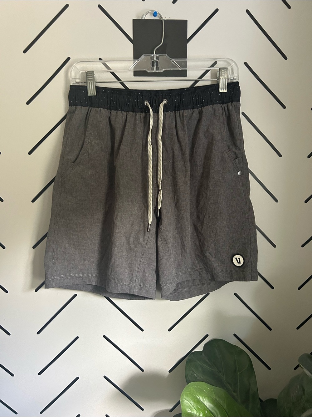 Vuori Men's Kore athletic shorts